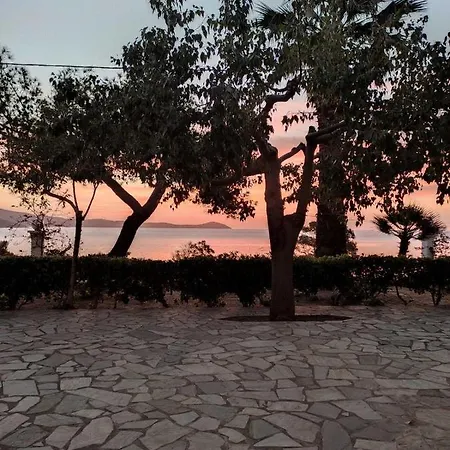 Apart-hotel Maviria 3*