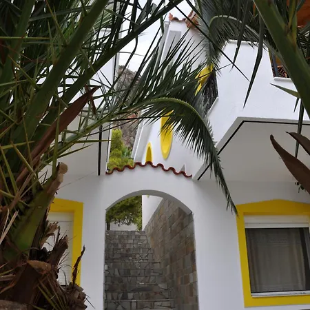 Aparthotel Maviria Monemvasía