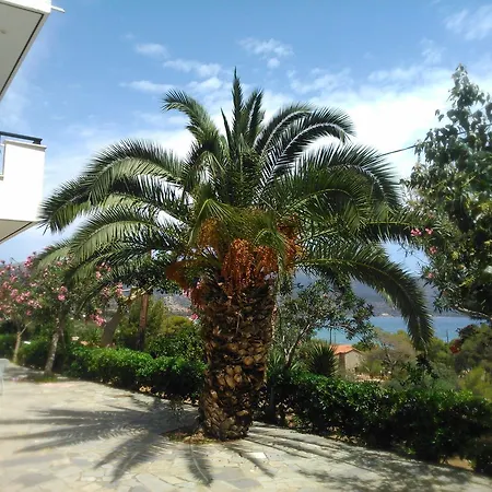 Maviria Монемвазия