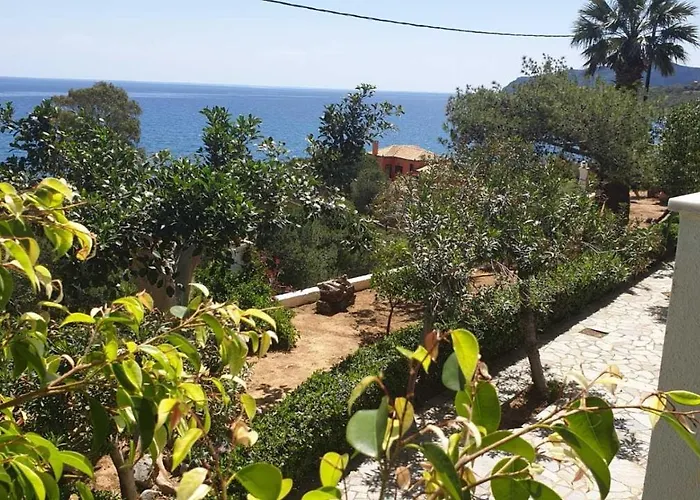 מלון דירות Maviria