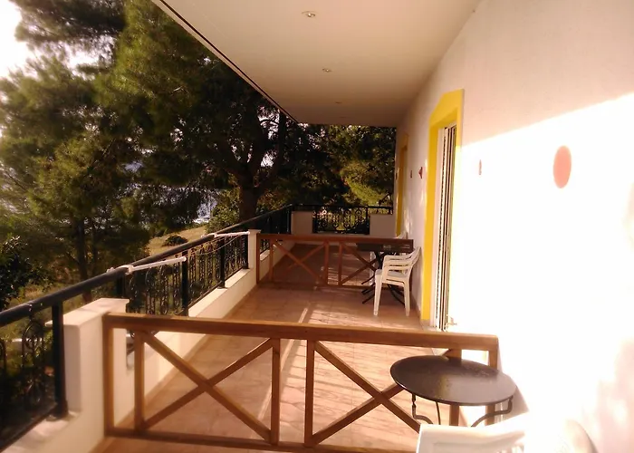 Aparthotel Maviria Monemvasía